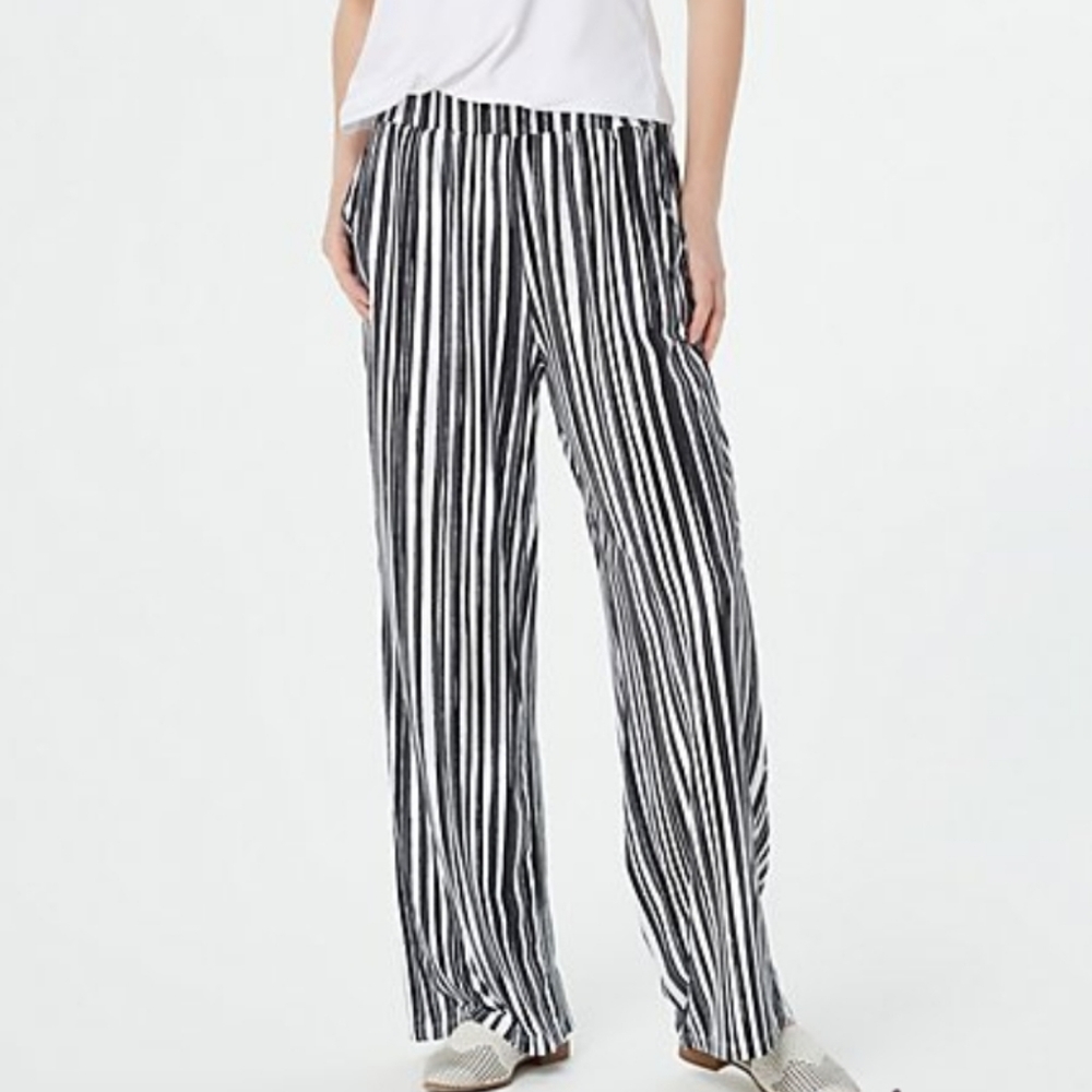 Elizabeth and Clark stripe Wide Leg Summer Travel pants